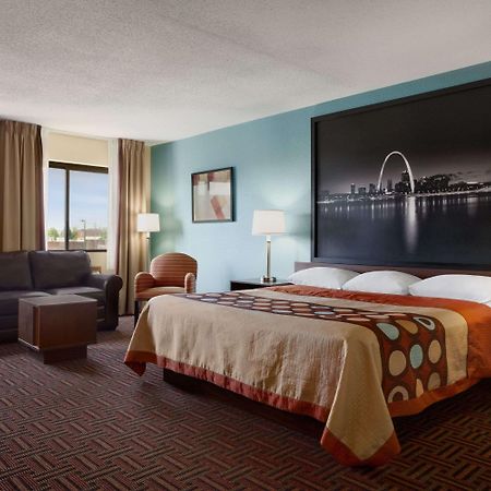 Super 8 By Wyndham Fairview Heights-St. Louis Motel Exterior photo